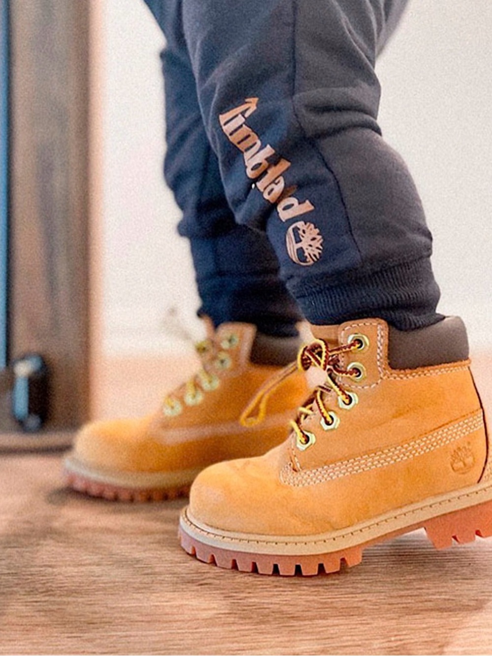 Kids toddler Timberland boots six winter work shoes